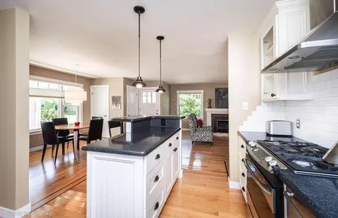 Kitchen - 221 Sutter St, Auburn, CA 95603 photo 5 of 6