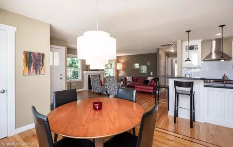 Dining - 221 Sutter St, Auburn, CA 95603 photo 3 of 4