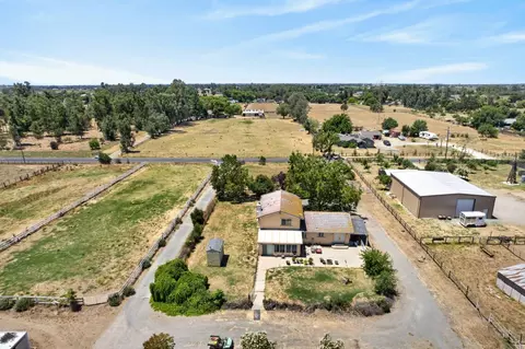 24390 N Jack Tone Rd, Acampo, CA 95220
