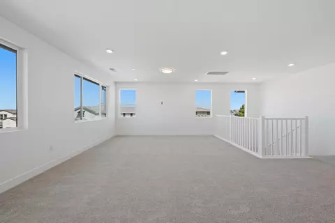 Living - 751 Bandera Dr, Rocklin, CA 95765 photo 4 of 4