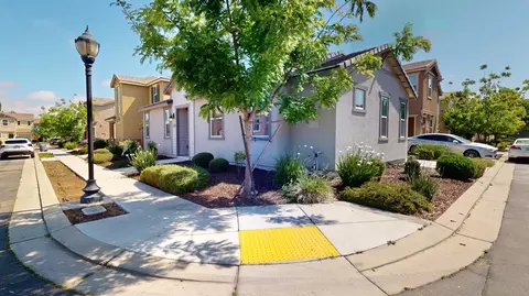 Exterior - 2904 Dillon Ln, Merced, CA 95348 photo 2 of 5
