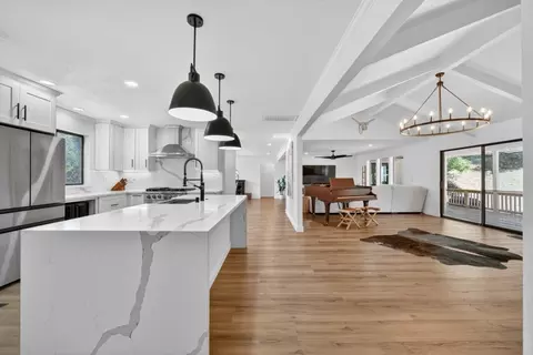 3068 Twin Oaks Rd, Cameron Park, CA 95682