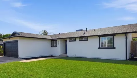 6307 Chief Tucker Ave, Riverbank, CA 95367