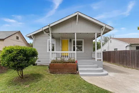4220 33rd St, Sacramento, CA 95820