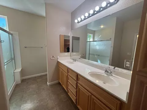 Bath - 3363 Eskaton Dr, Placerville, CA 95667 photo 1 of 5