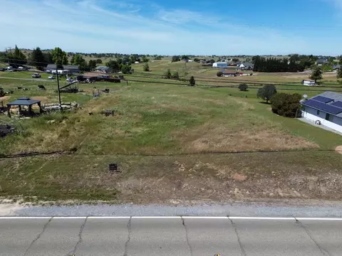 3665 Curran Rd, Ione, CA 95640