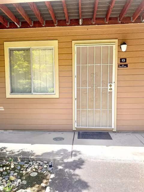 11150 Trinity River Dr #13, Rancho Cordova, CA 95670