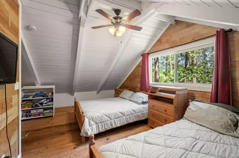Bedroom - 3026 Valley View Dr, Arnold, CA 95223 photo 5 of 5