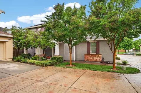 130 Soaring Hawk Ln, Sacramento, CA 95833