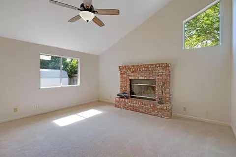 Living - 5206 Sirbuck Way, Carmichael, CA 95608 photo 5 of 12
