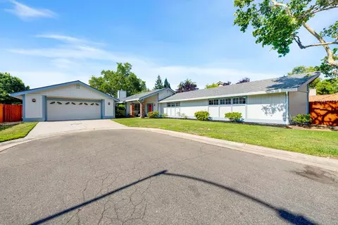 5206 Sirbuck Way, Carmichael, CA 95608