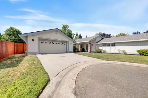 Exterior - 5206 Sirbuck Way, Carmichael, CA 95608 photo 3 of 16
