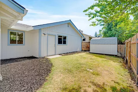 Exterior - 5206 Sirbuck Way, Carmichael, CA 95608 photo 13 of 16