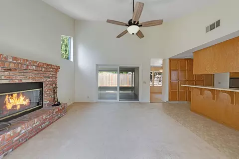 Living - 5206 Sirbuck Way, Carmichael, CA 95608 photo 10 of 12