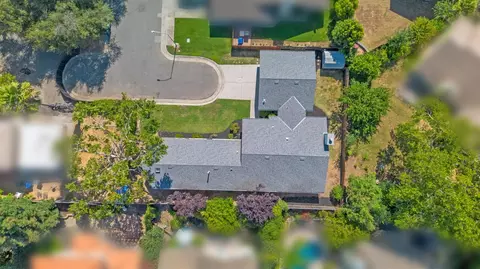 View/Area - 5206 Sirbuck Way, Carmichael, CA 95608 photo 7 of 22