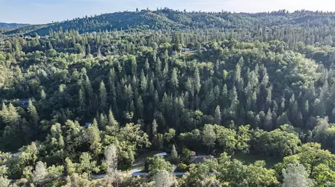 View/Area - 8792 Hidden Valley Rd, Mountain Ranch, CA 95246 photo 4 of 6