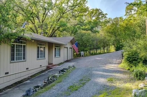 8792 Hidden Valley Rd, Mountain Ranch, CA 95246