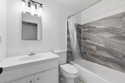 Bath - 4896 Chuckwagon Dr, Copperopolis, CA 95228 photo 8 of 9