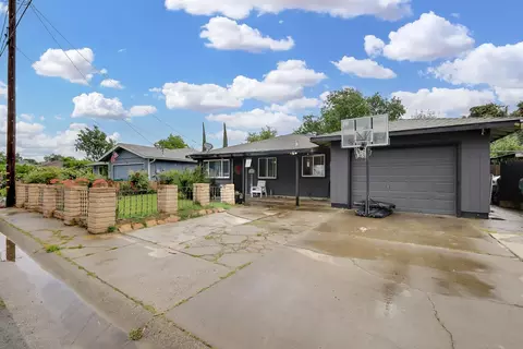 Exterior - 3132 4th St, Biggs, CA 95917 photo 6 of 8
