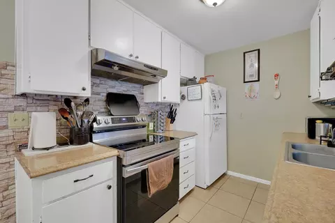 Kitchen - 3132 4th St, Biggs, CA 95917 photo 1 of 1