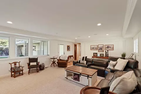 Living - 17700 N Kennison Ln, Lodi, CA 95240 photo 2 of 3