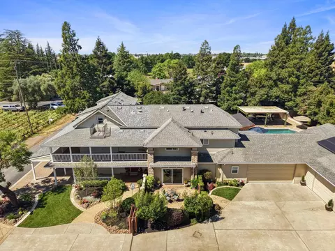 View/Area - 17700 N Kennison Ln, Lodi, CA 95240 photo 1 of 4