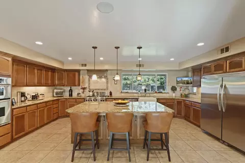 Kitchen - 17700 N Kennison Ln, Lodi, CA 95240 photo 1 of 8