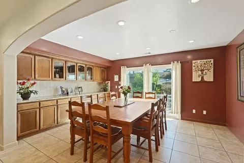 Dining - 17700 N Kennison Ln, Lodi, CA 95240 photo 2 of 2