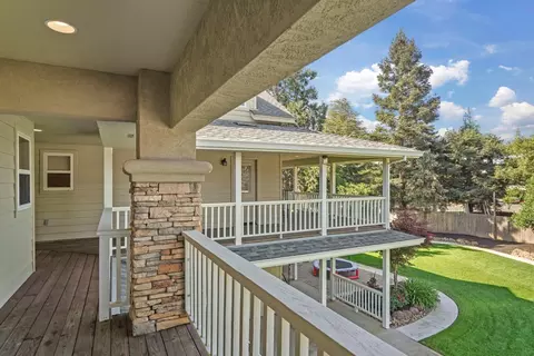 Exterior - 17700 N Kennison Ln, Lodi, CA 95240 photo 4 of 19