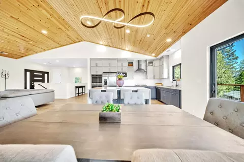 Dining - 3321 Menominee Ct, Arnold, CA 95223 photo 2 of 2