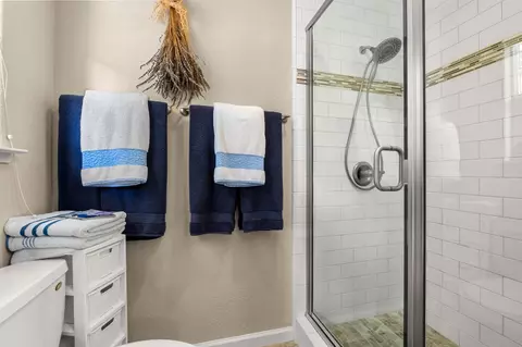 Bath - 3255 Gerle Ave, Placerville, CA 95667 photo 2 of 3