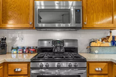 Kitchen - 3255 Gerle Ave, Placerville, CA 95667 photo 4 of 4