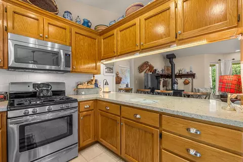 Kitchen - 3255 Gerle Ave, Placerville, CA 95667 photo 2 of 4