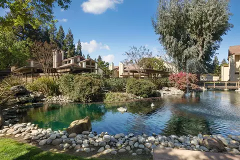 View/Area - 3701 Colonial Dr, Modesto, CA 95356 photo 3 of 5