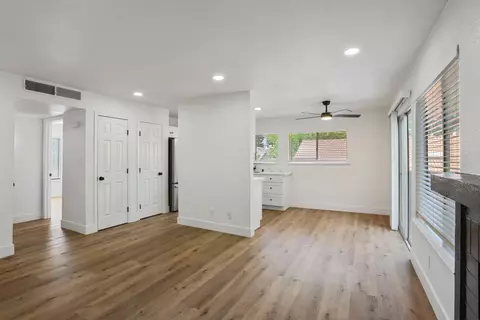 Living - 3701 Colonial Dr, Modesto, CA 95356 photo 3 of 4