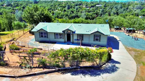 10447 Carlos Ct, Coulterville, CA 95311