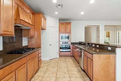 2314 Shadow Berry Dr, Manteca, CA 95336 photo 13