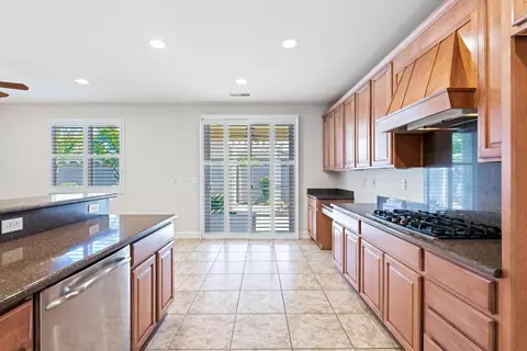 2314 Shadow Berry Dr, Manteca, CA 95336 photo 16