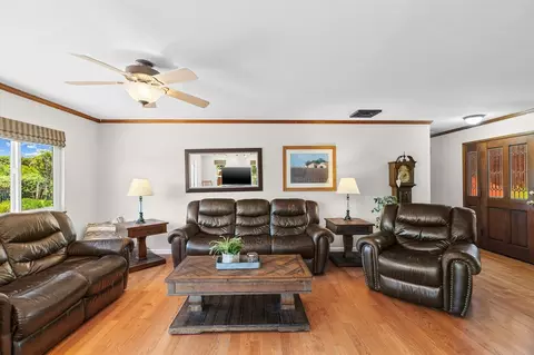 Living - 27701 S Fairoaks Rd, Tracy, CA 95304 photo 3 of 3