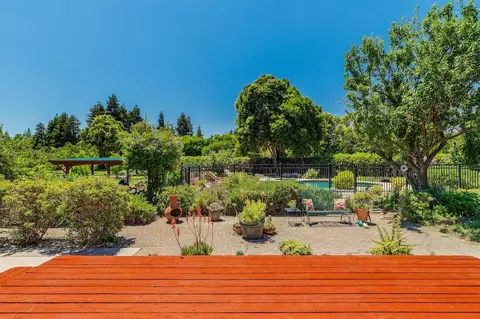 Exterior - 27701 S Fairoaks Rd, Tracy, CA 95304 photo 3 of 19