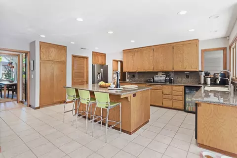 Kitchen - 26960 El Macero Dr, El Macero, CA 95618 photo 2 of 4
