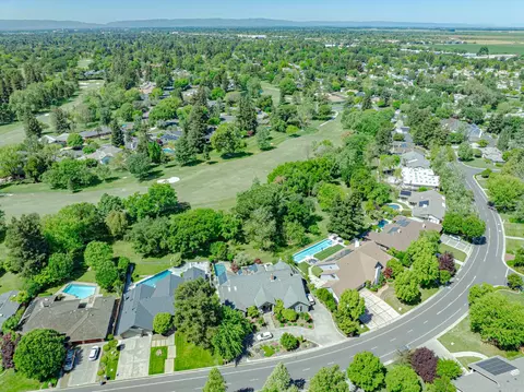 View/Area - 26960 El Macero Dr, El Macero, CA 95618 photo 9 of 11