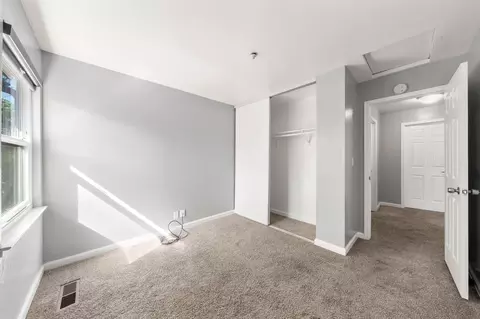 Bedroom - 1880 Premier Pl, Concord, CA 94520 photo 1 of 6
