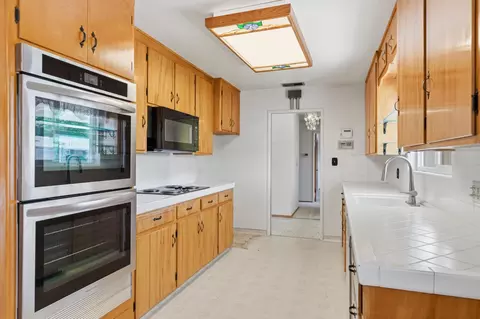 3013 Fredericksburg Way, Modesto, CA 95355 photo 13