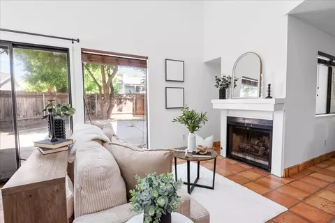 Living - 3350 M St #45, Merced, CA 95348 photo 1 of 3