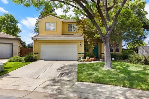 3074 Carousel Cir, Stockton, CA 95219