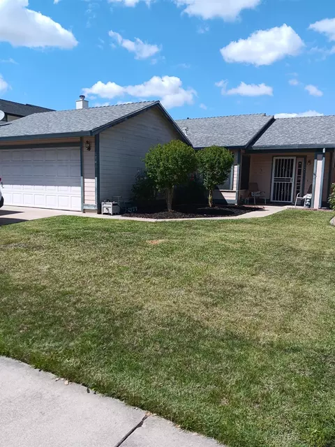 1741 Camphor Way, Lodi, CA 95242