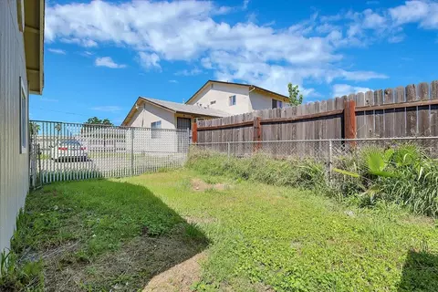 Exterior - 1613 9th Ave, Olivehurst, CA 95961 photo 13 of 13