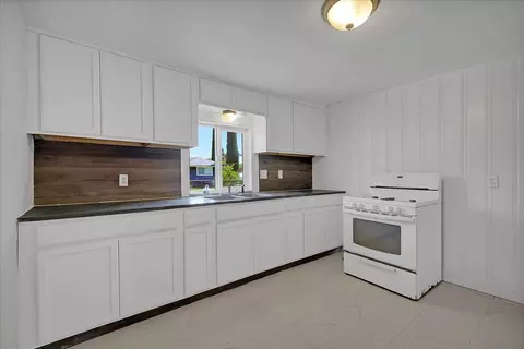 Kitchen - 1613 9th Ave, Olivehurst, CA 95961 photo 1 of 1