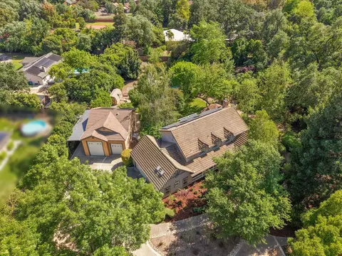 5460 Hildreth Ln, Stockton, CA 95212